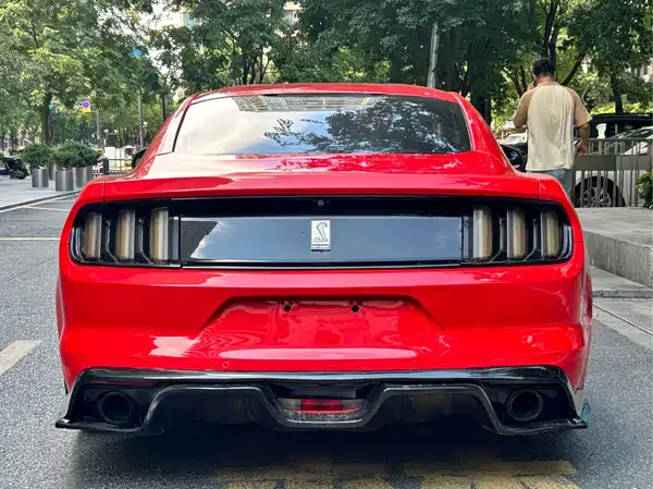 Ford Mustang 2015