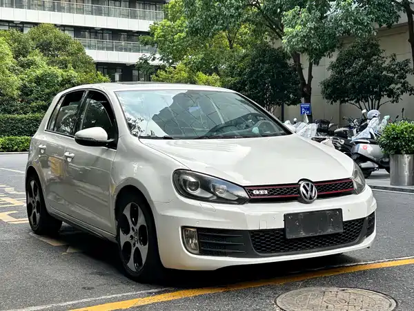 Volkswagen Golf GTI 2012