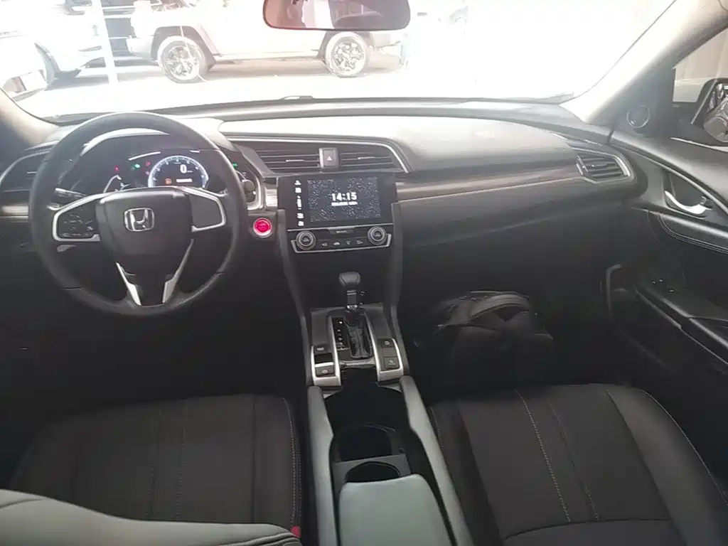 Honda Civic 2021 — фото 10