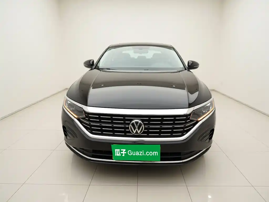 Volkswagen Passat 2022