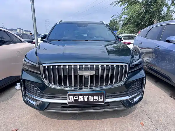 Geely Xingyue L 2025