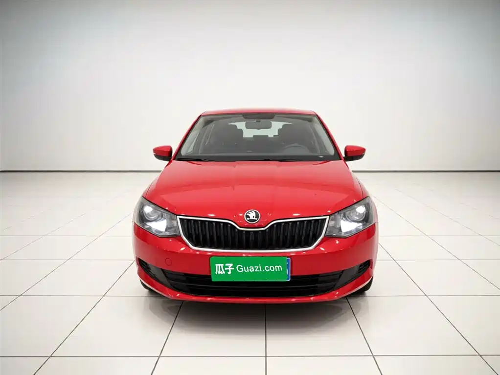 Skoda Fabia 2016 — фото 3
