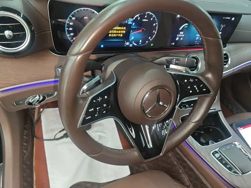 Mercedes-Benz E-Class 2023