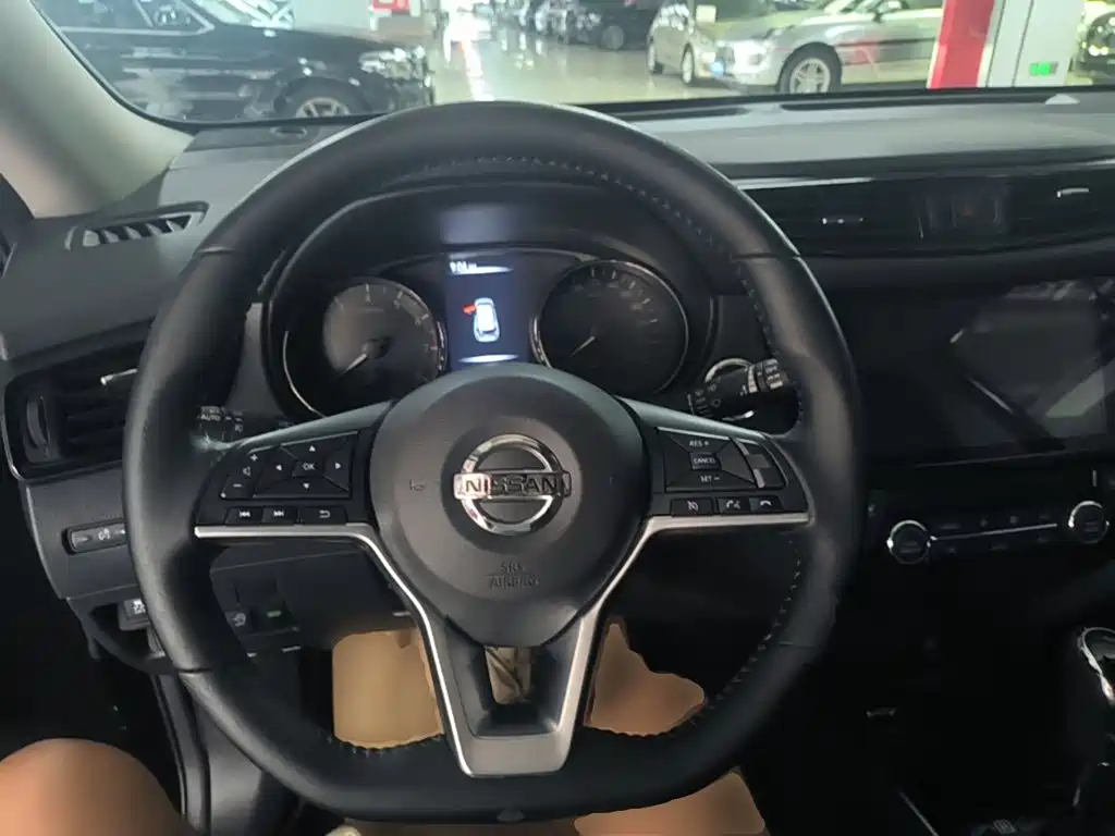 Nissan X-Trail 2020 — фото 11