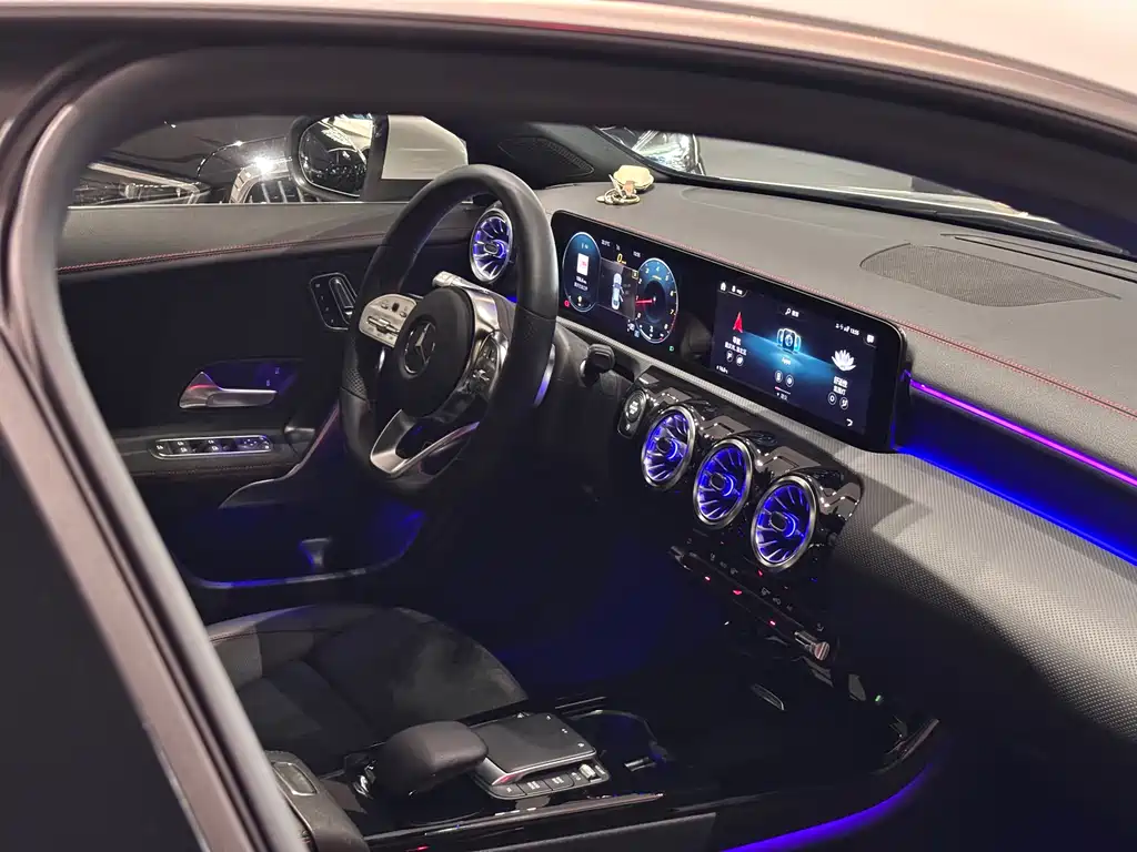 Mercedes-Benz CLA 2021 — фото 13