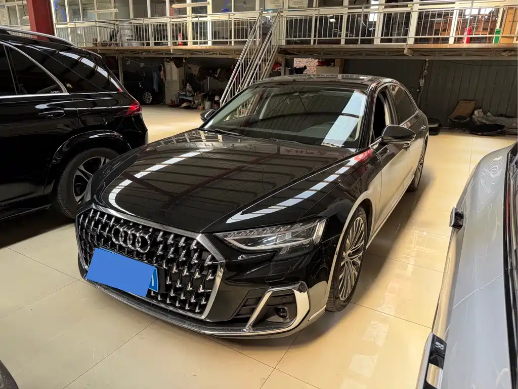 Audi A8 2023