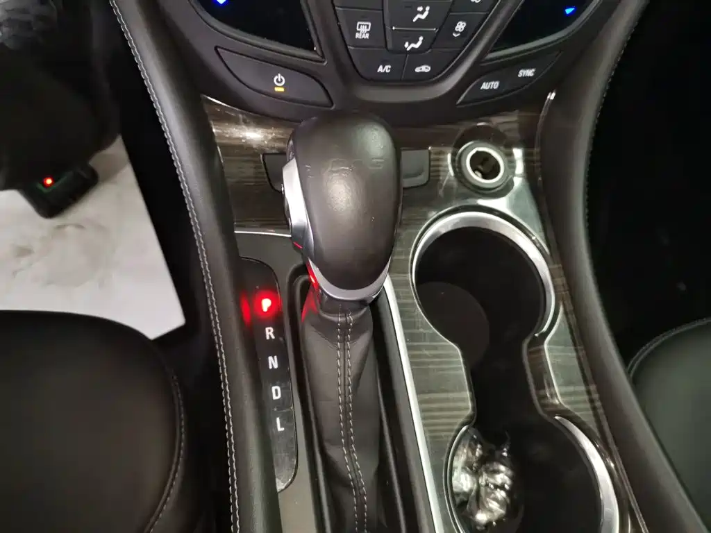 Buick Envision Plus 2019 — фото 14