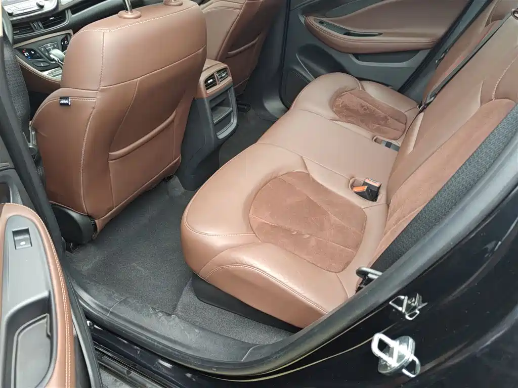 Buick Envision Plus 2017 — фото 13
