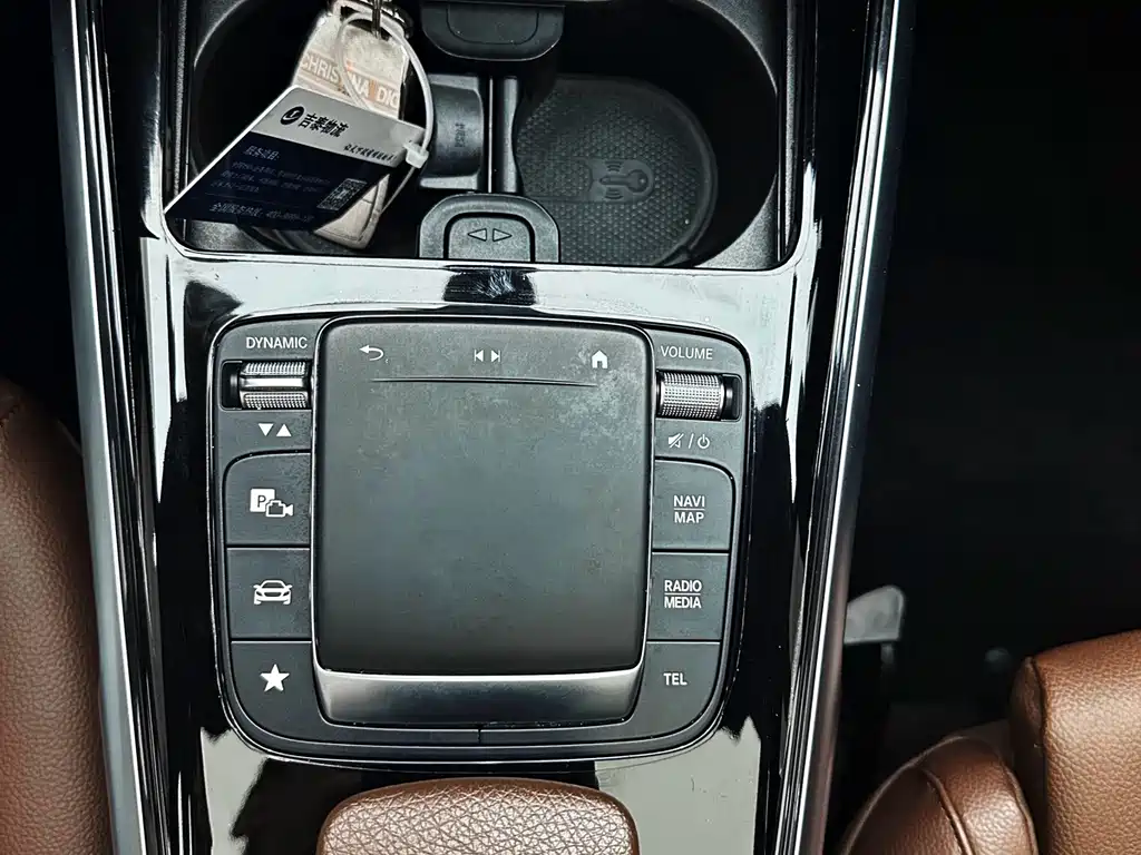 Mercedes-Benz GLB 2021 — фото 11