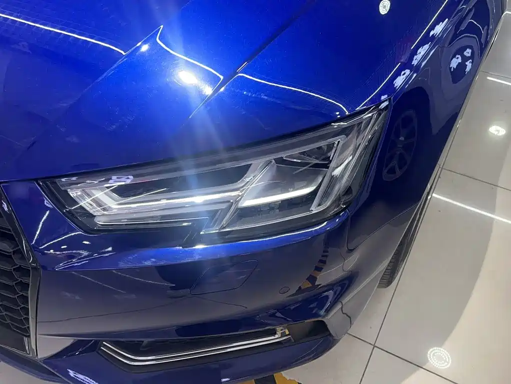 Audi A4L 2019 — фото 15