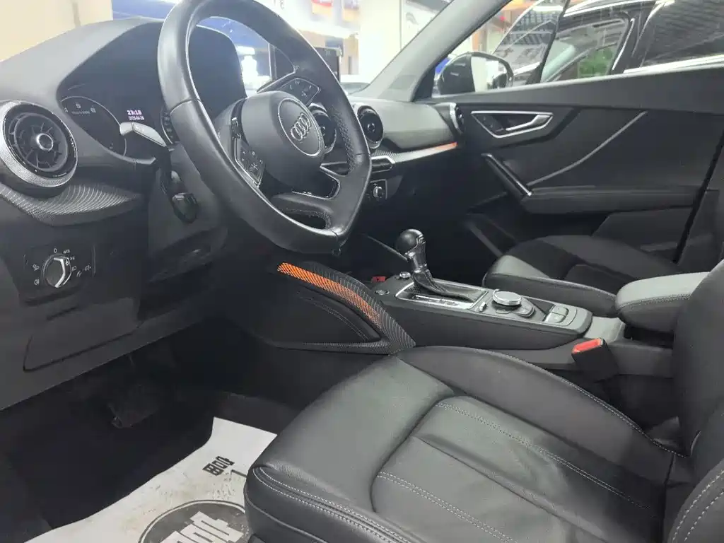 Audi Q2L 2022