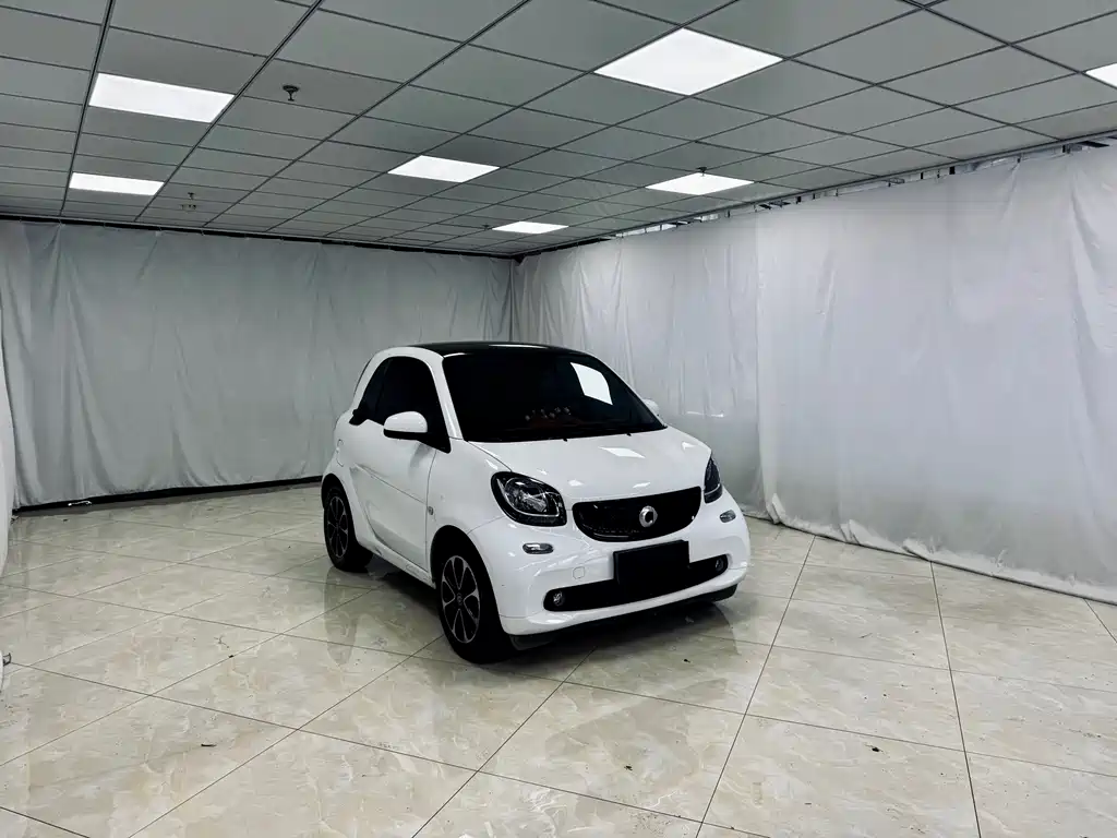 smart fortwo 2017 — фото 7