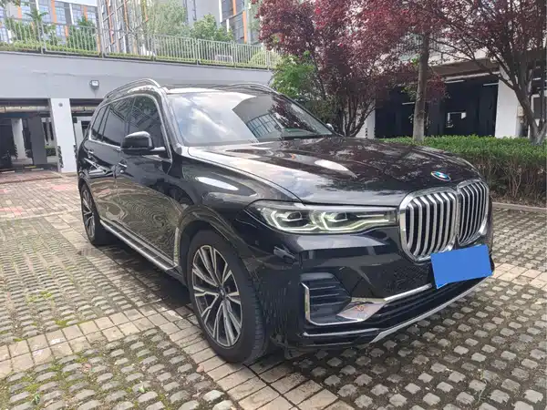 BMW X7 2022