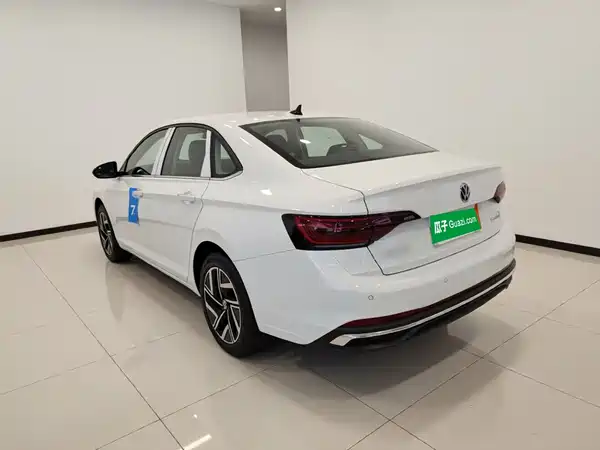 Volkswagen Sagitar 2025