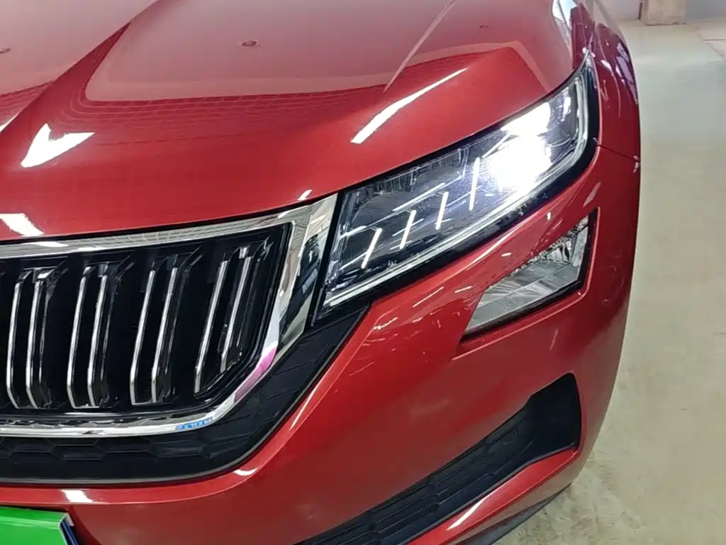 Skoda Kodiak GT 2019 — фото 24