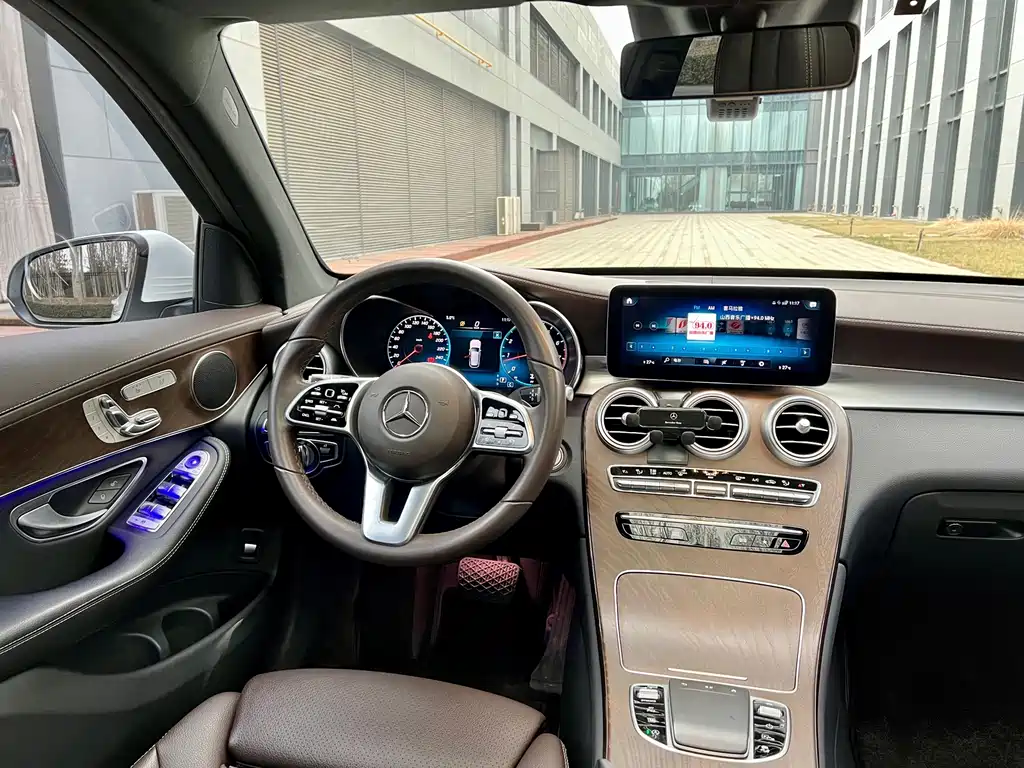 Mercedes-Benz GLC 2022 — фото 13