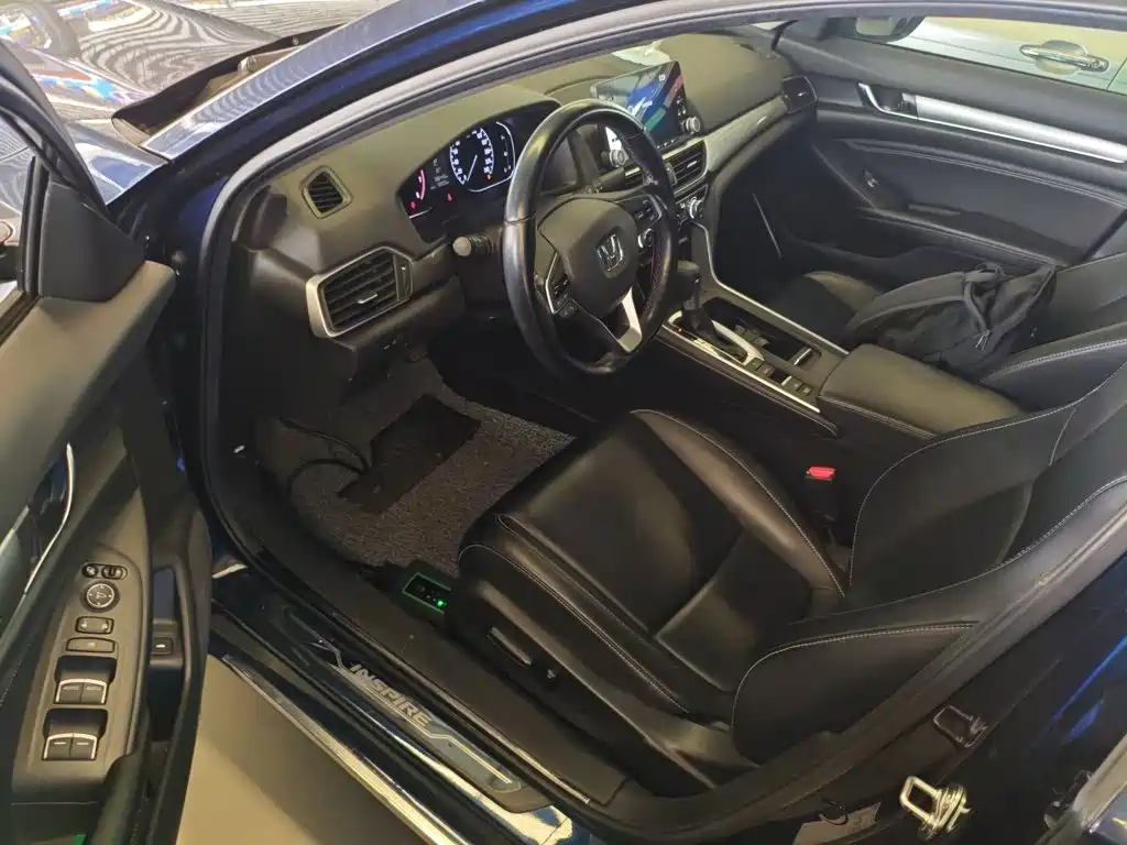 Honda Inspire 2019 — фото 16