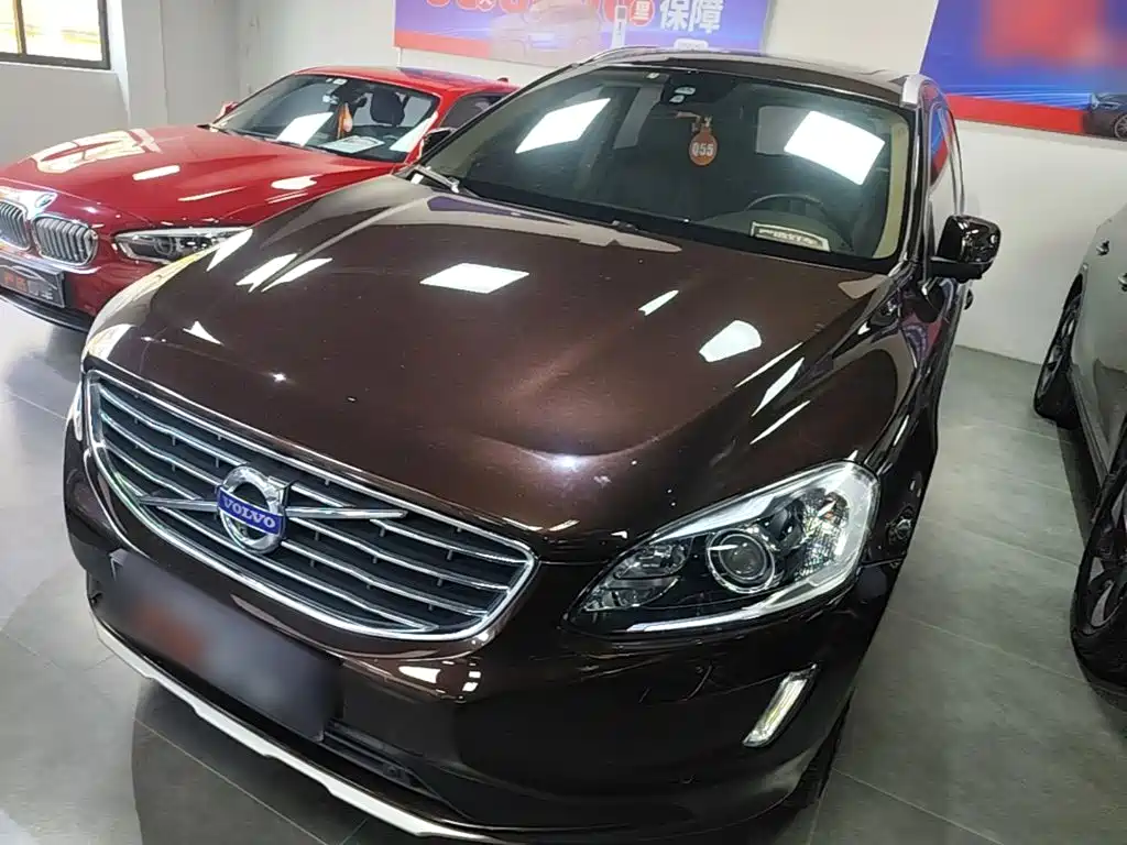 Volvo XC60 2017 — фото 1