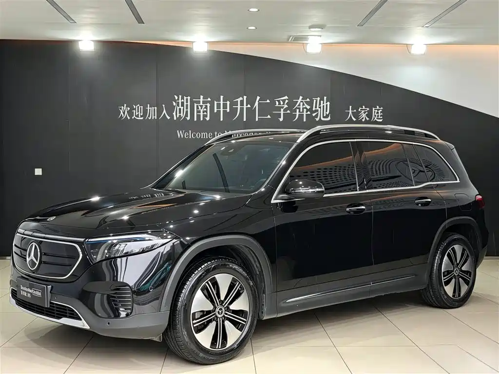 Mercedes-Benz EQB 2023