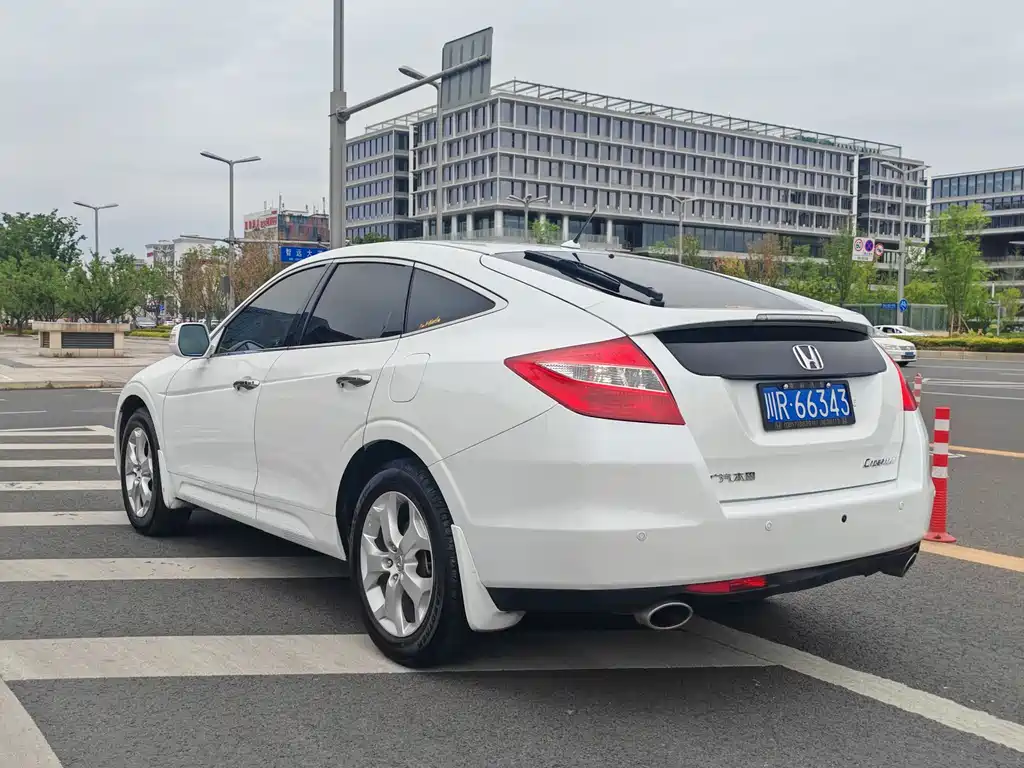 Honda Crosstour 2013 — фото 4