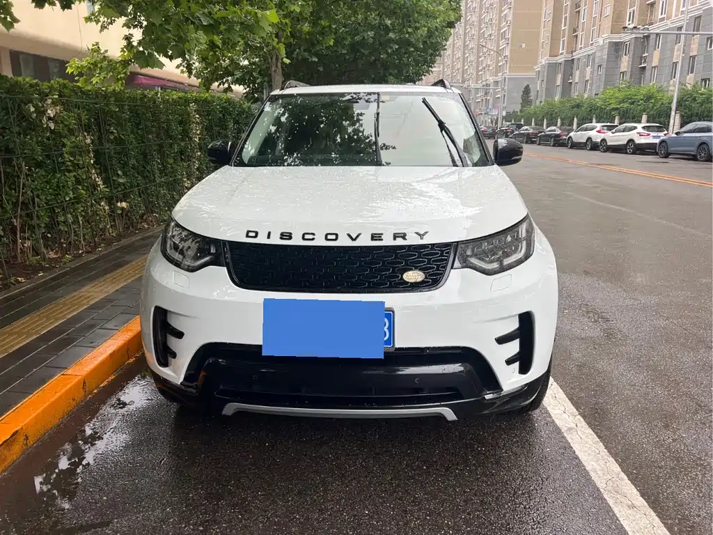 Land Rover Discovery 2020 — фото 1