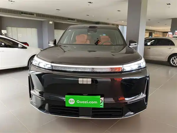 Geely Galaxy M9 2025