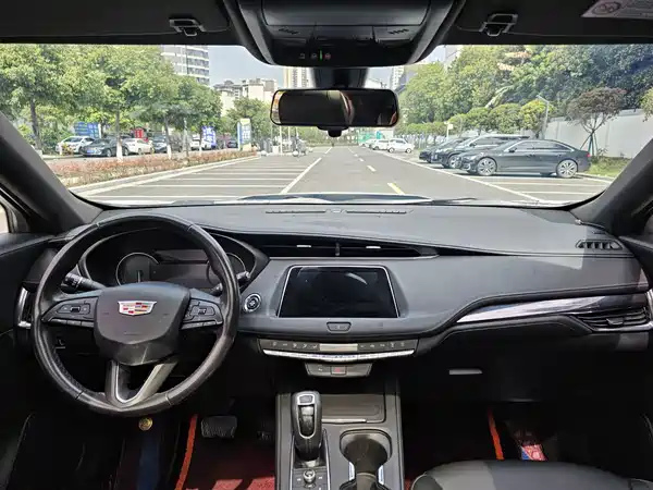 Cadillac XT4 2018