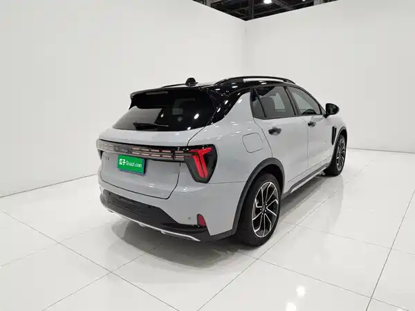 Lynk & Co 01 2023