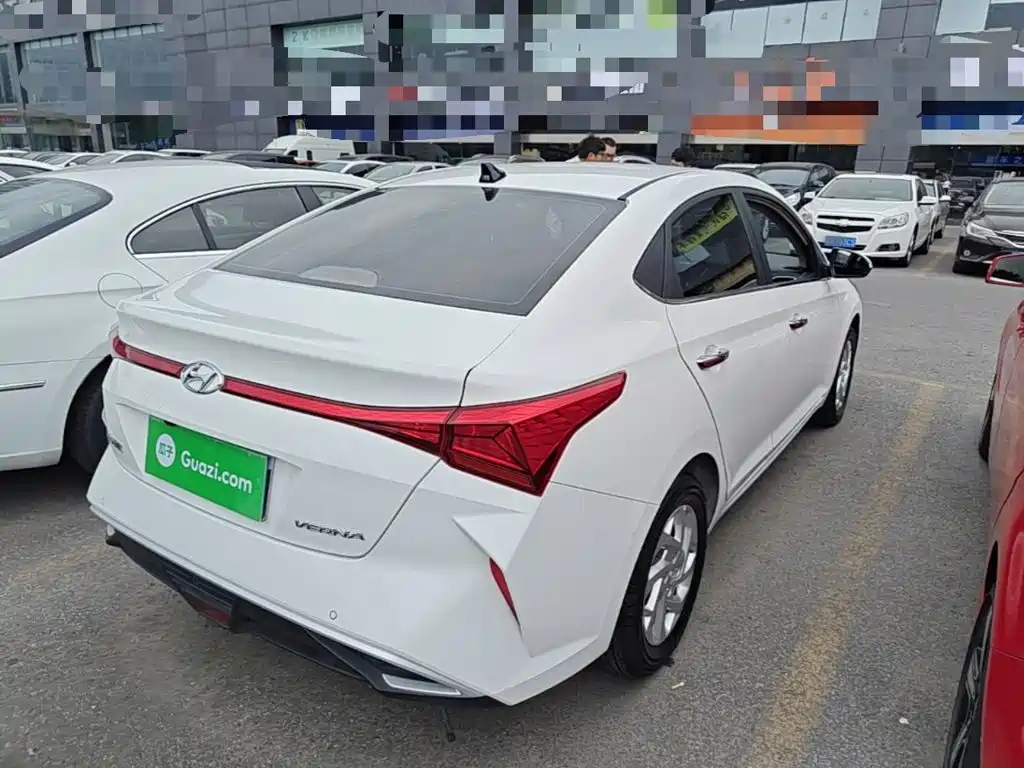 Hyundai Verna 2021 — фото 7