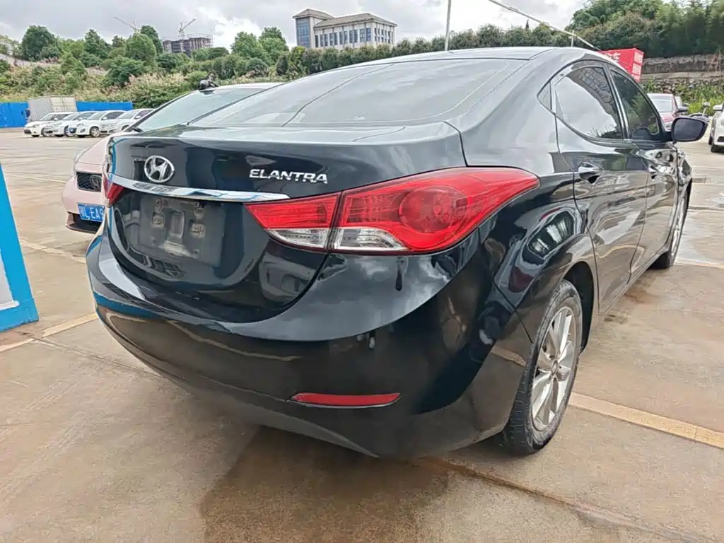 Hyundai Elantra Langdong 2015 — фото 7