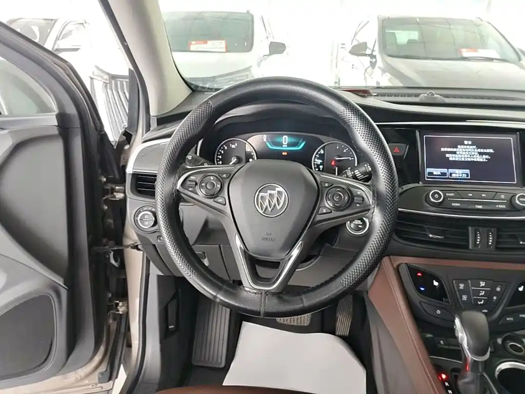 Buick Envision Plus 2018 — фото 11