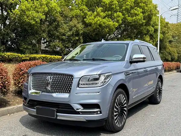 Lincoln Navigator 2020