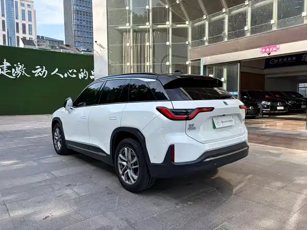 NIO ES6 2022