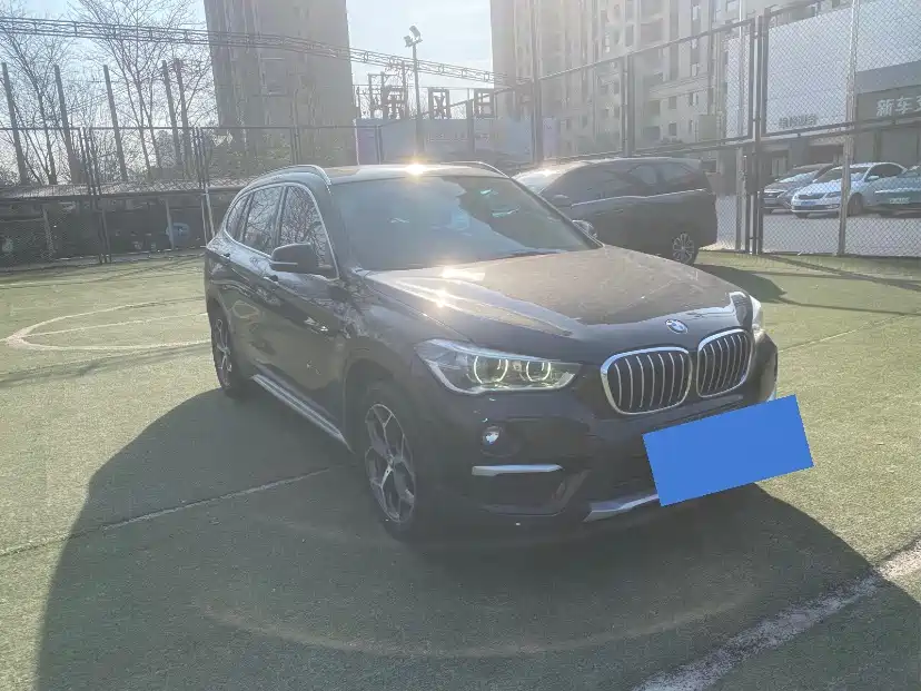 BMW X1 2018 — фото 3
