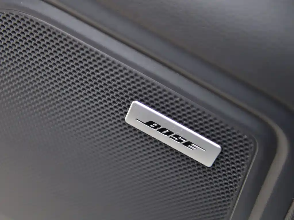 Porsche Macan 2023 — фото 17