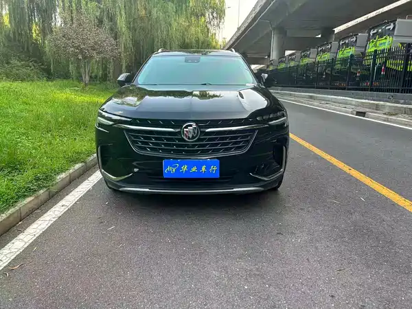 Buick Envision Plus 2022