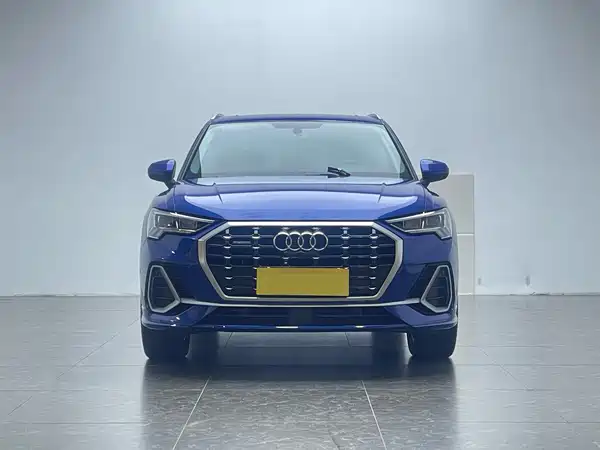 Audi Q3 2021