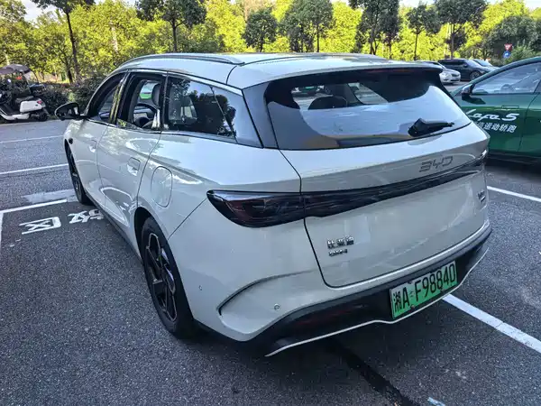 BYD Seal 06 DM-i Travel Edition 2025