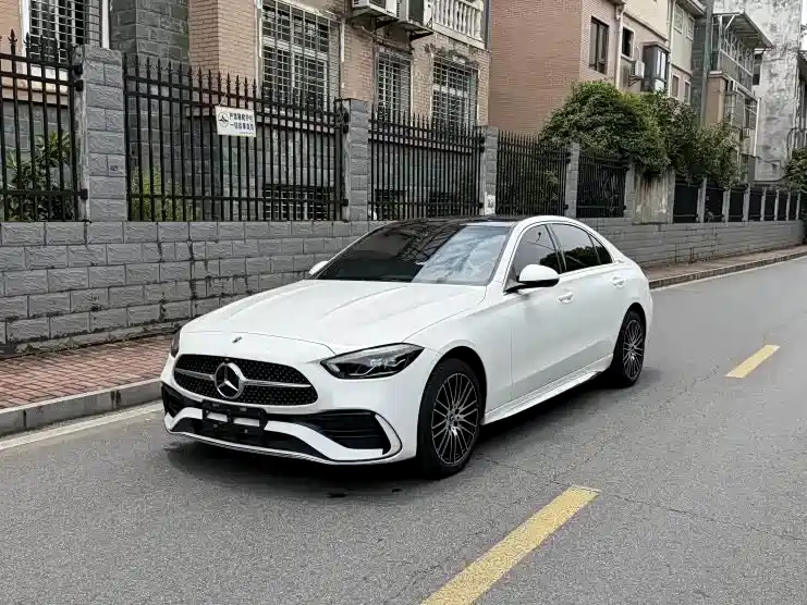 Mercedes-Benz C-Class 2023 — фото 1
