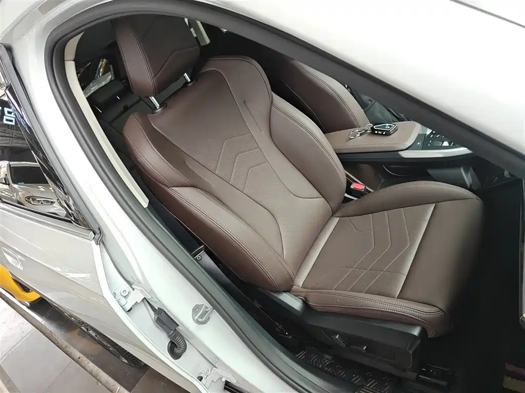 BMW X1 2025 — фото 19