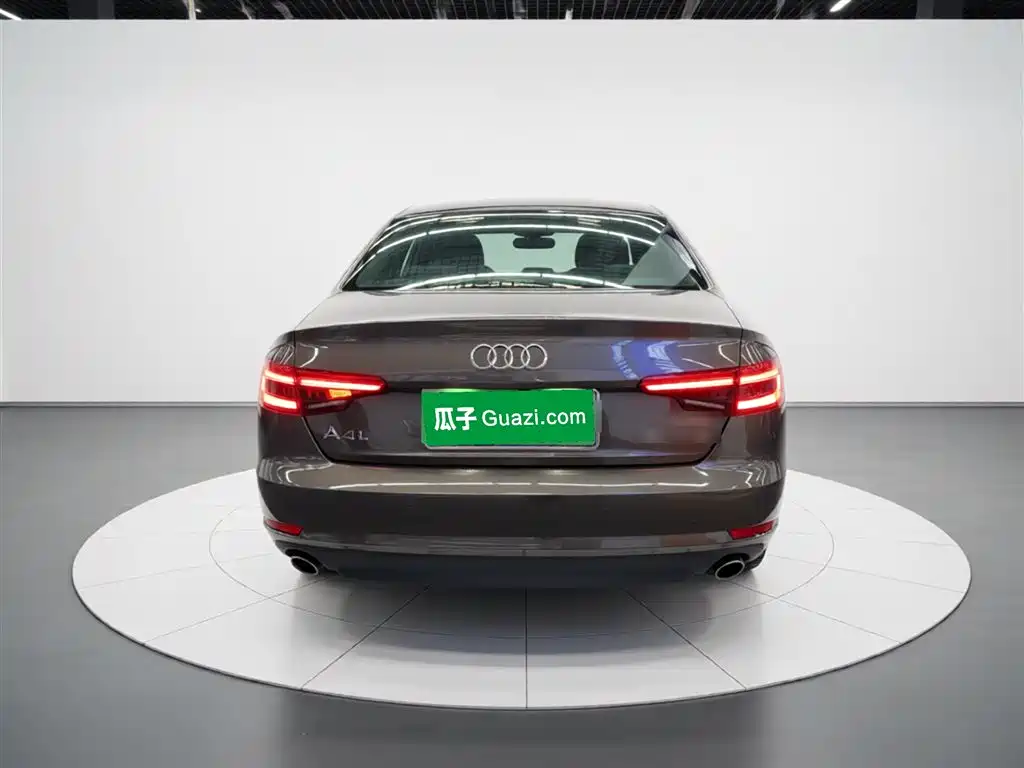Audi A4L 2017 — фото 6