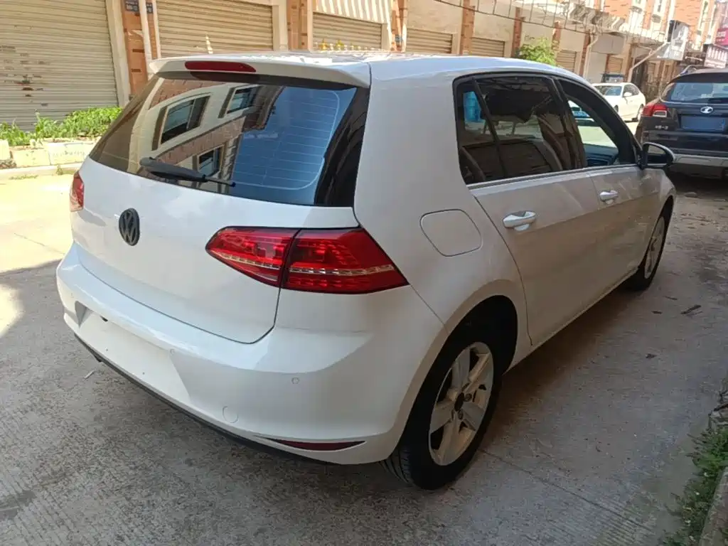 Volkswagen Golf 2014