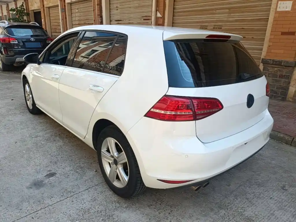 Volkswagen Golf 2014
