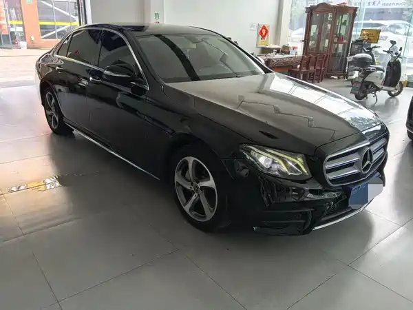Mercedes-Benz E-Class 2018