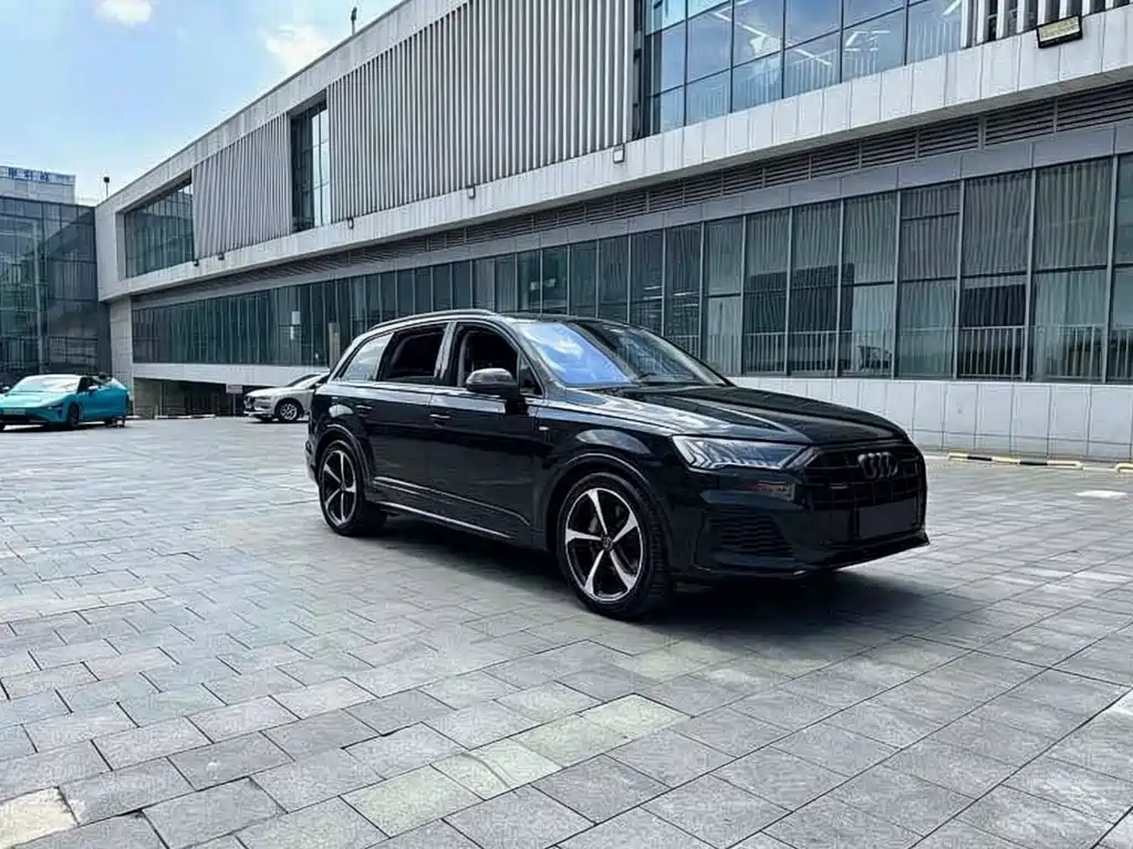 Audi Q7 2021 — фото 2
