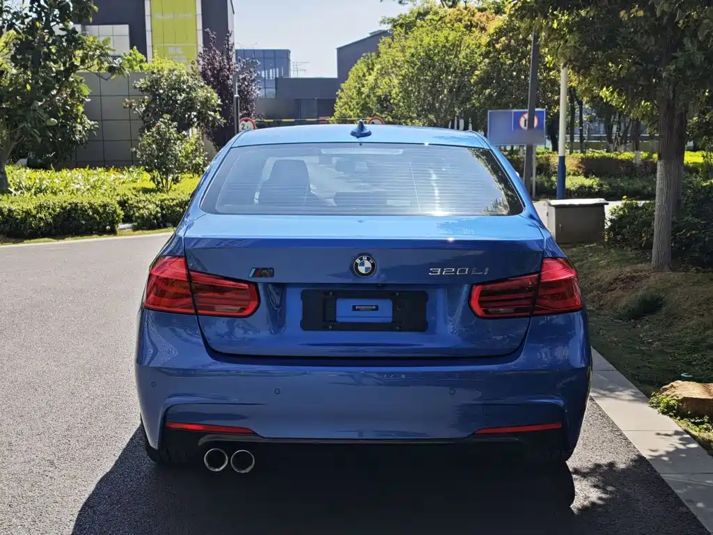 BMW 3 Series 2019