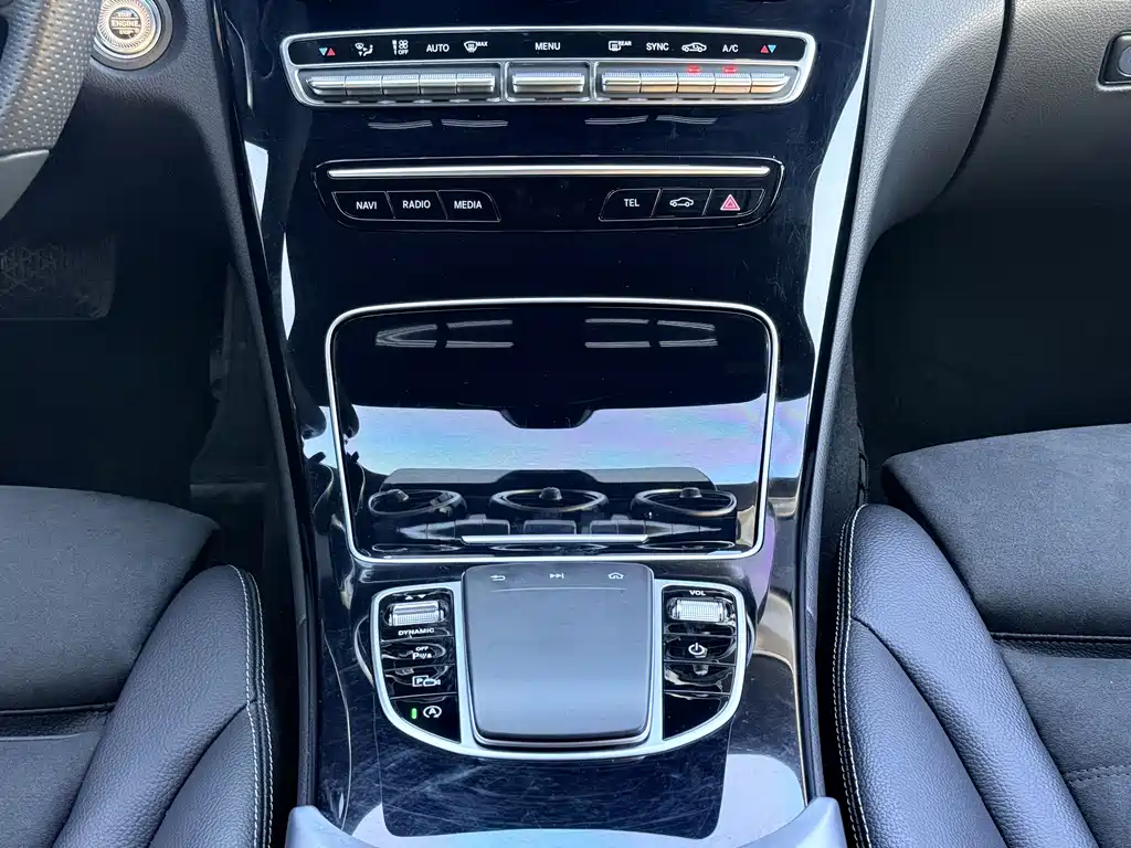 Mercedes-Benz C-Class 2019 — фото 11