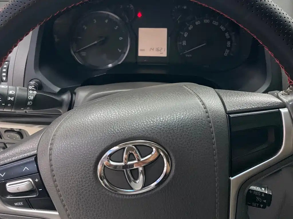 Toyota Prado 2018 — фото 17