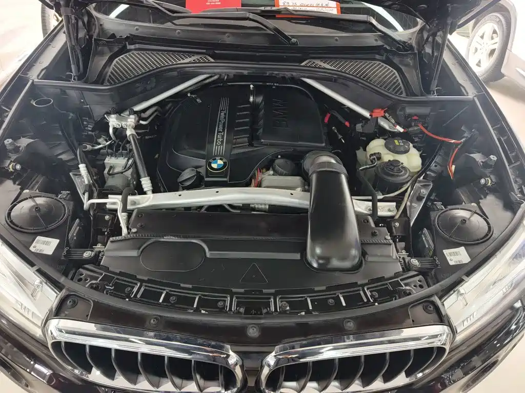 BMW X5 2016 — фото 11