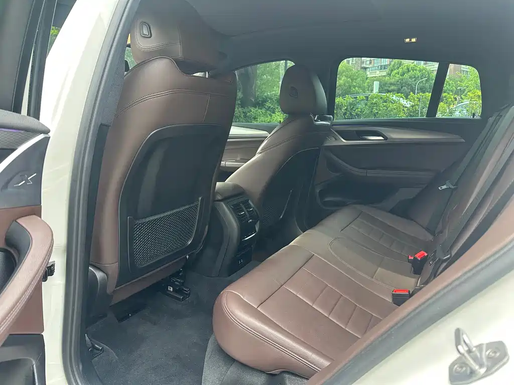 BMW X4 2020 — фото 11